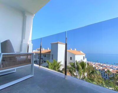 Prestigious apartment with seaview in Manilva